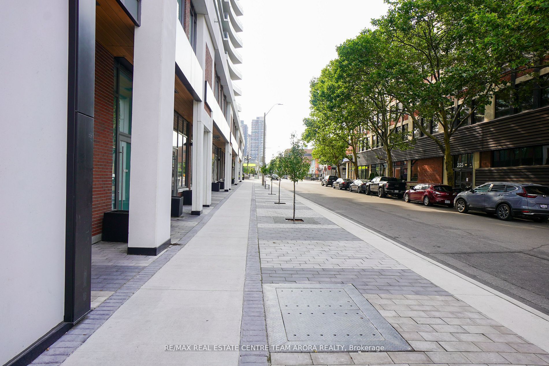 212 King William St, #812