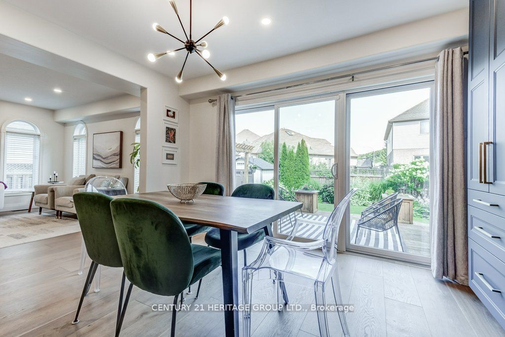 28 Udell Way