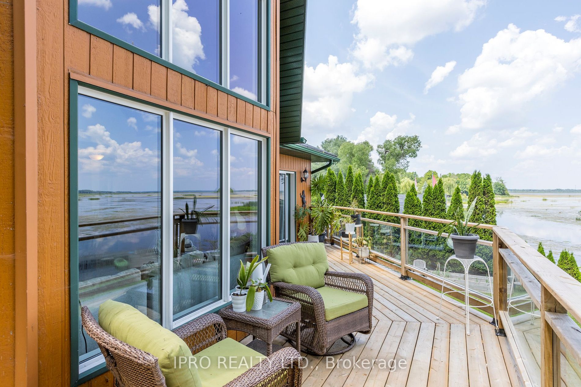10 Sunrise Crescent
