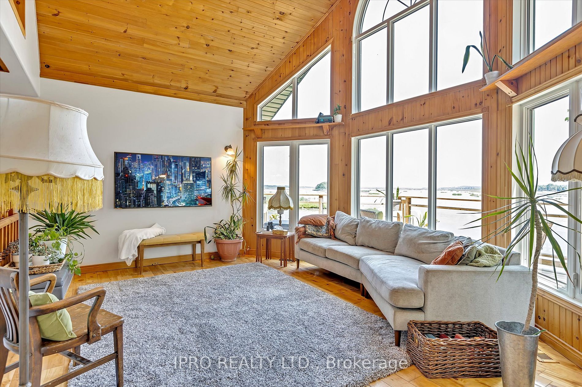 10 Sunrise Crescent