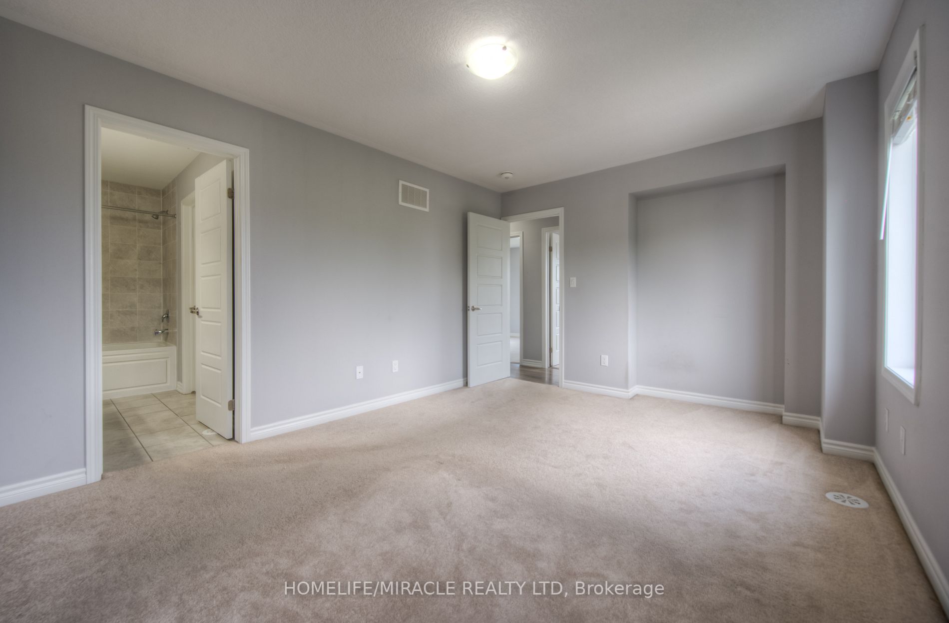 526 Goldenrod Lane, #0
