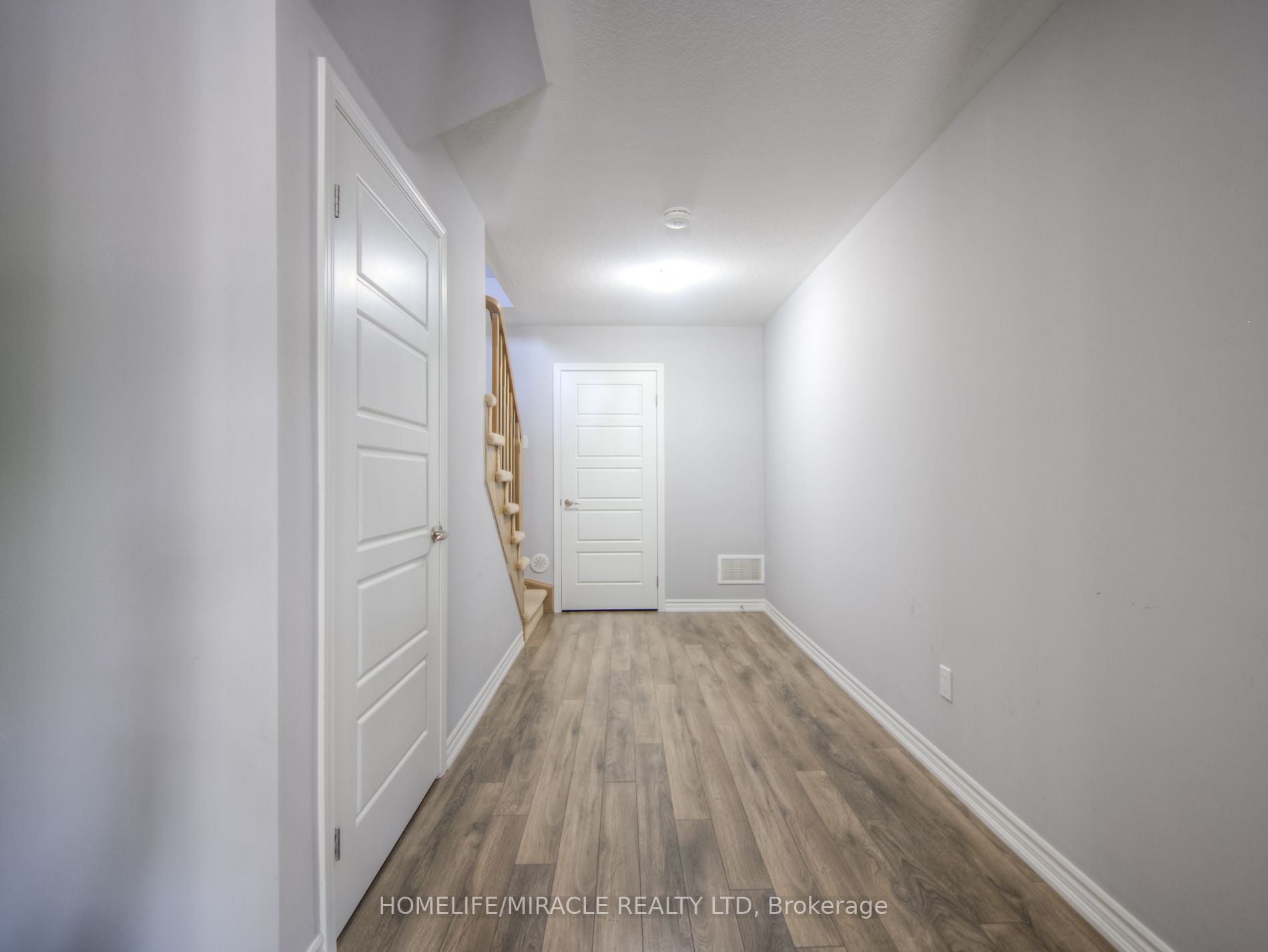 526 Goldenrod Lane, #0