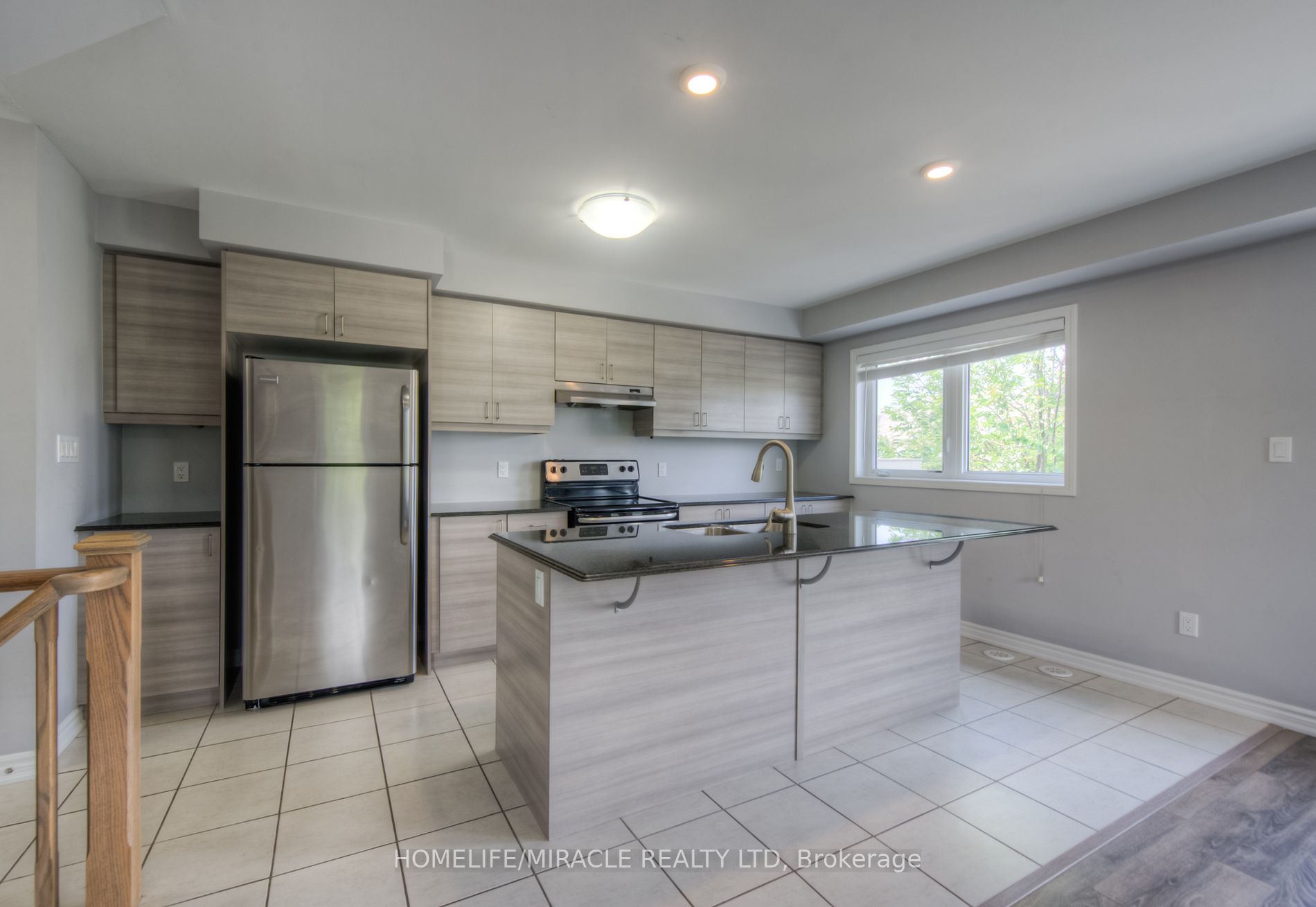 526 Goldenrod Lane, #0