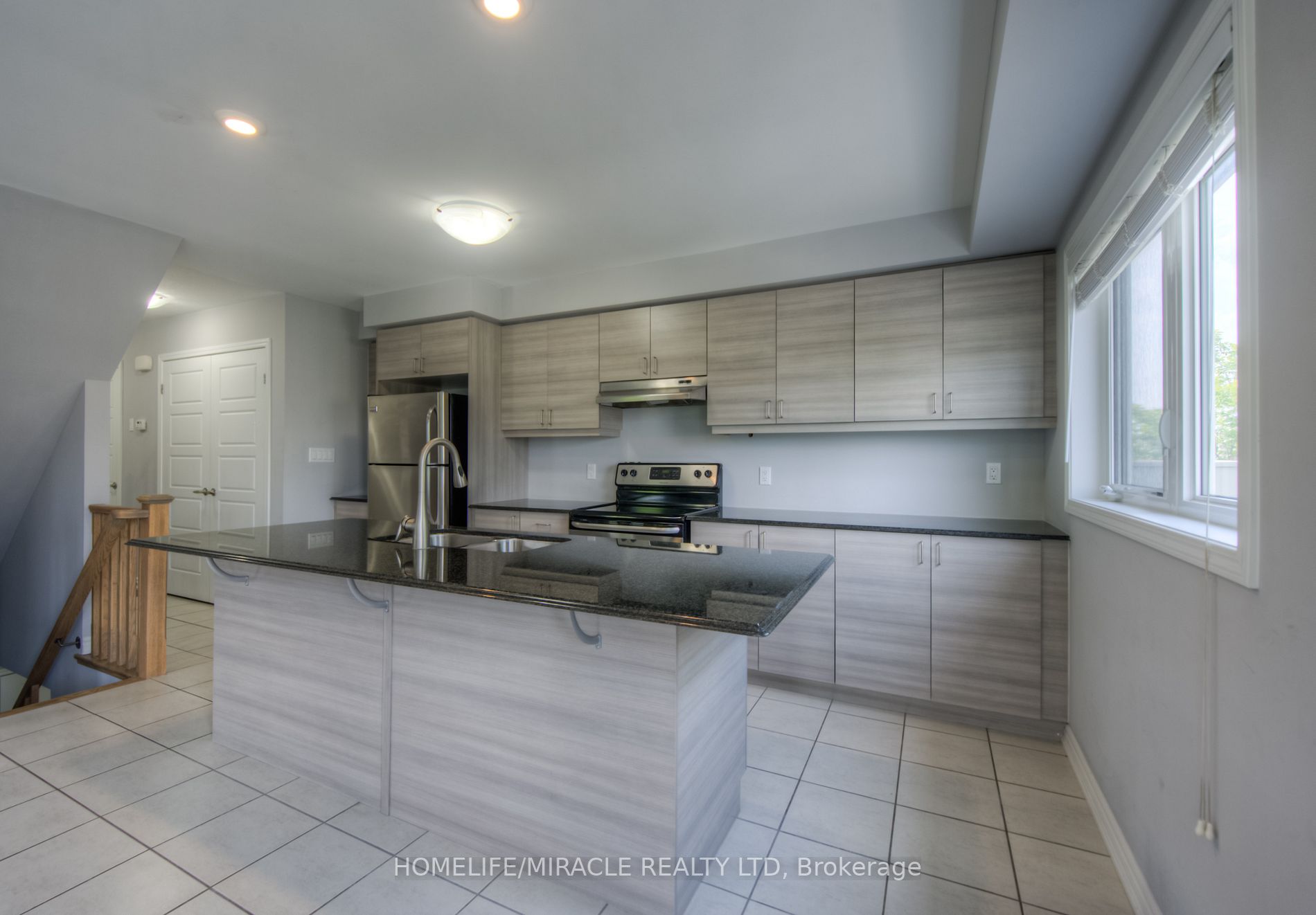 526 Goldenrod Lane, #0