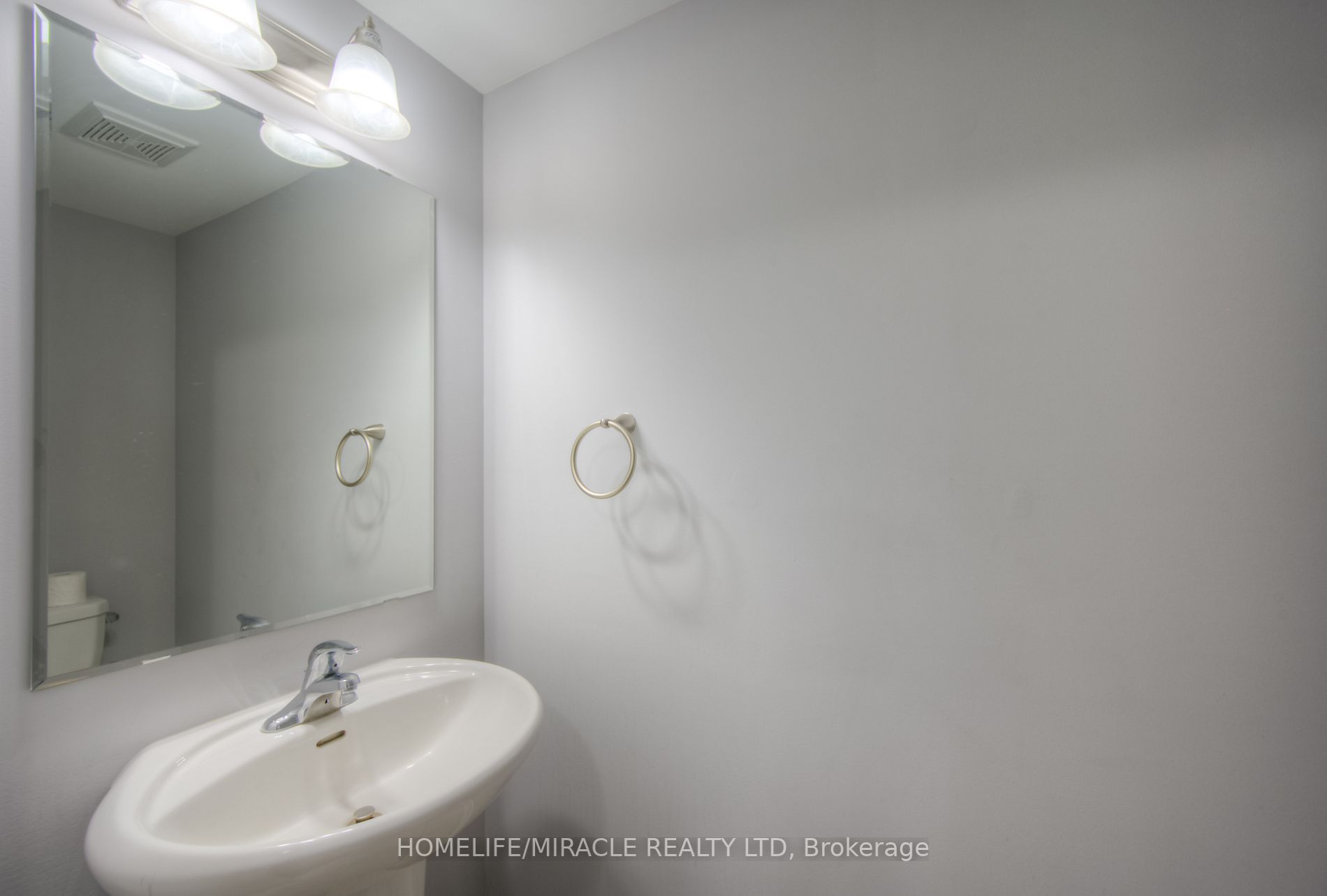 526 Goldenrod Lane, #0