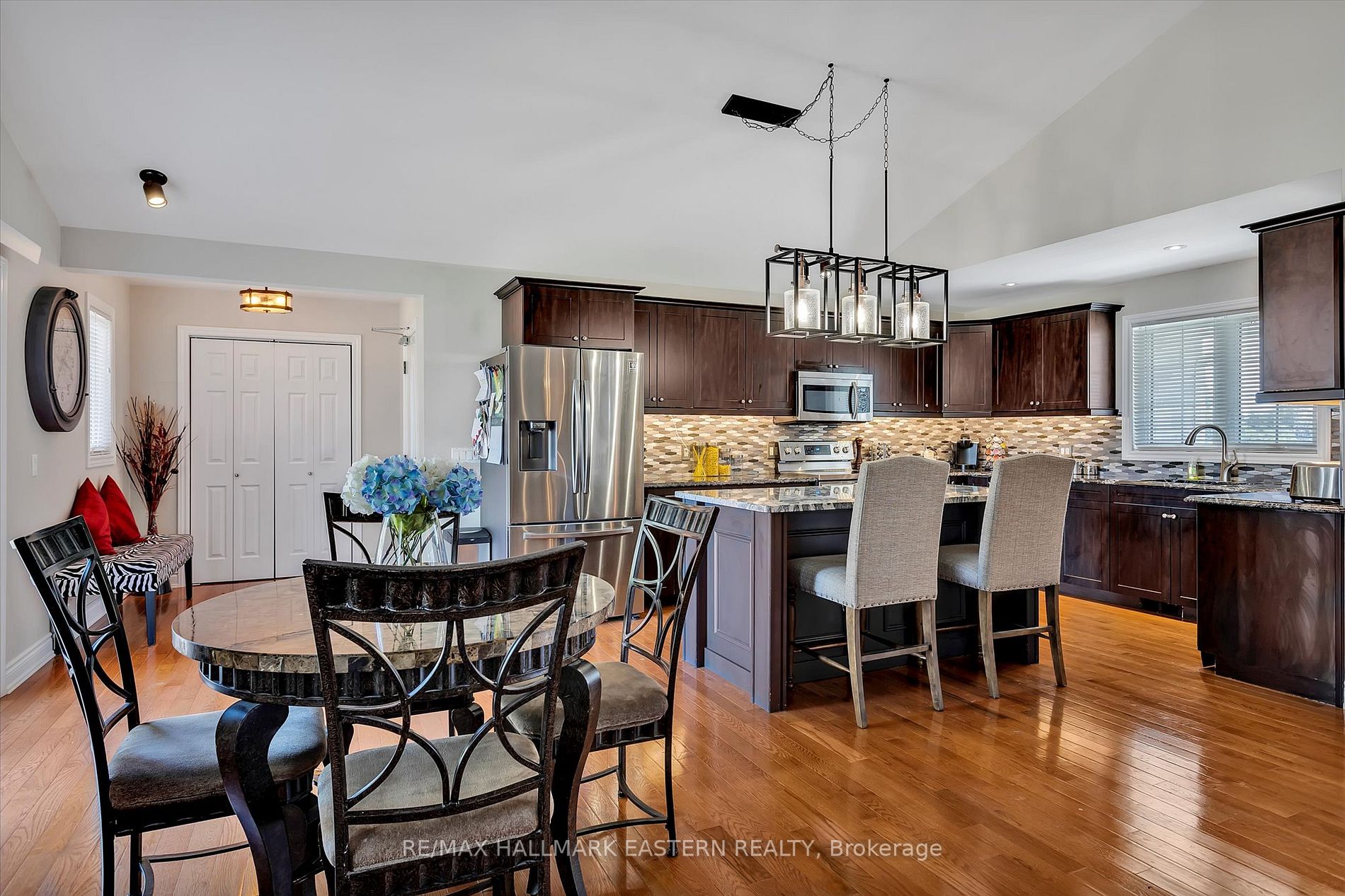 20 Hilltop Court