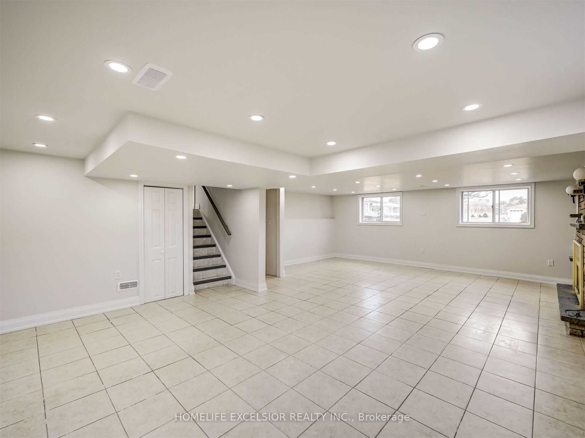 18 Kings Court