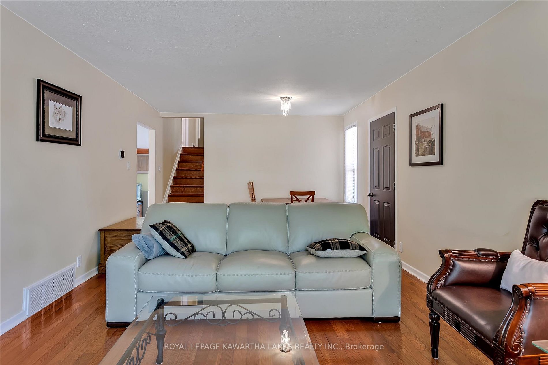 89 Pottinger St