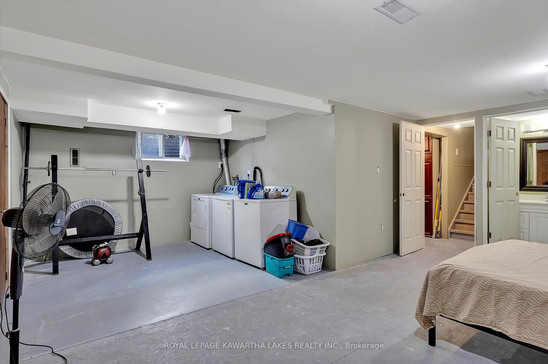 89 Pottinger St