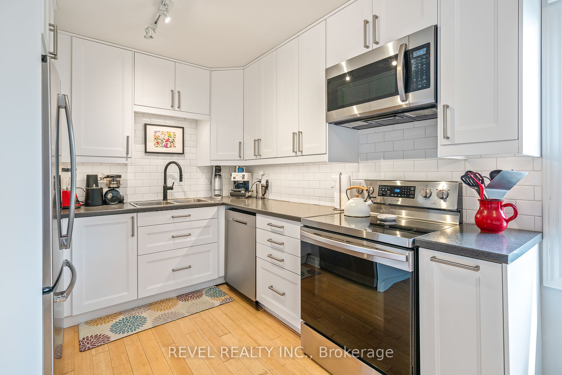 62 Ann Street, #5