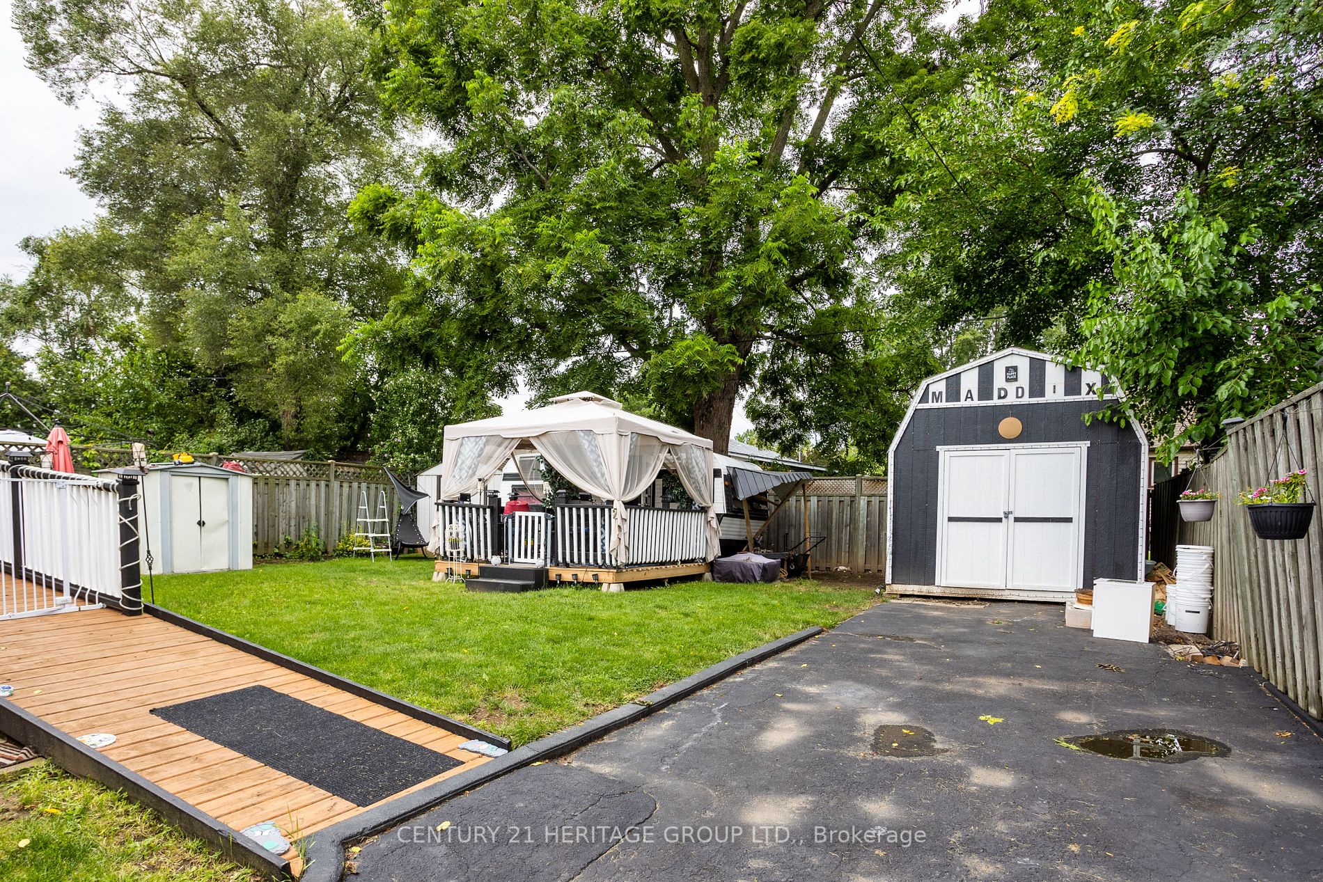 230 West 18th St