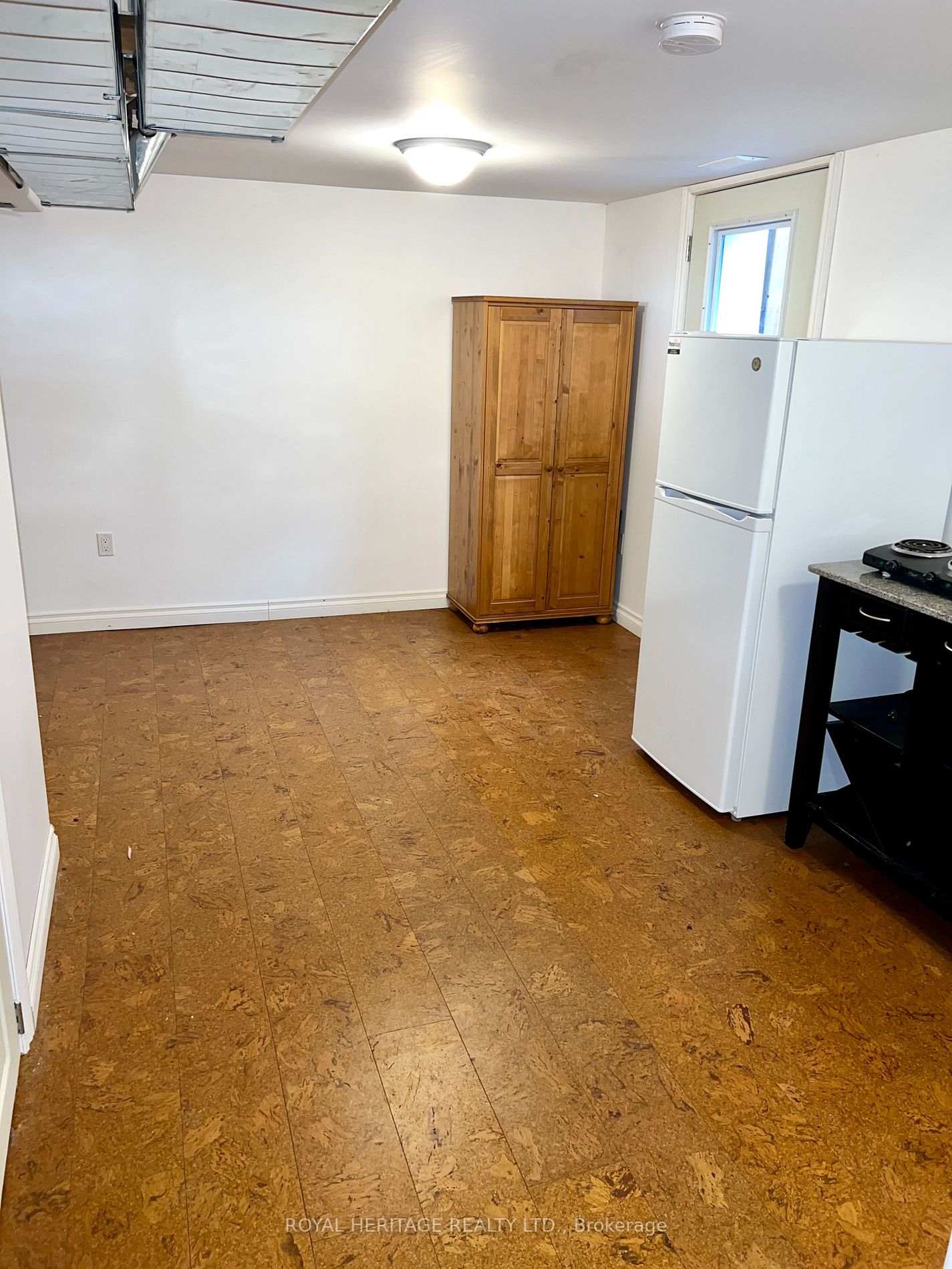 709 Oak Lake Rd