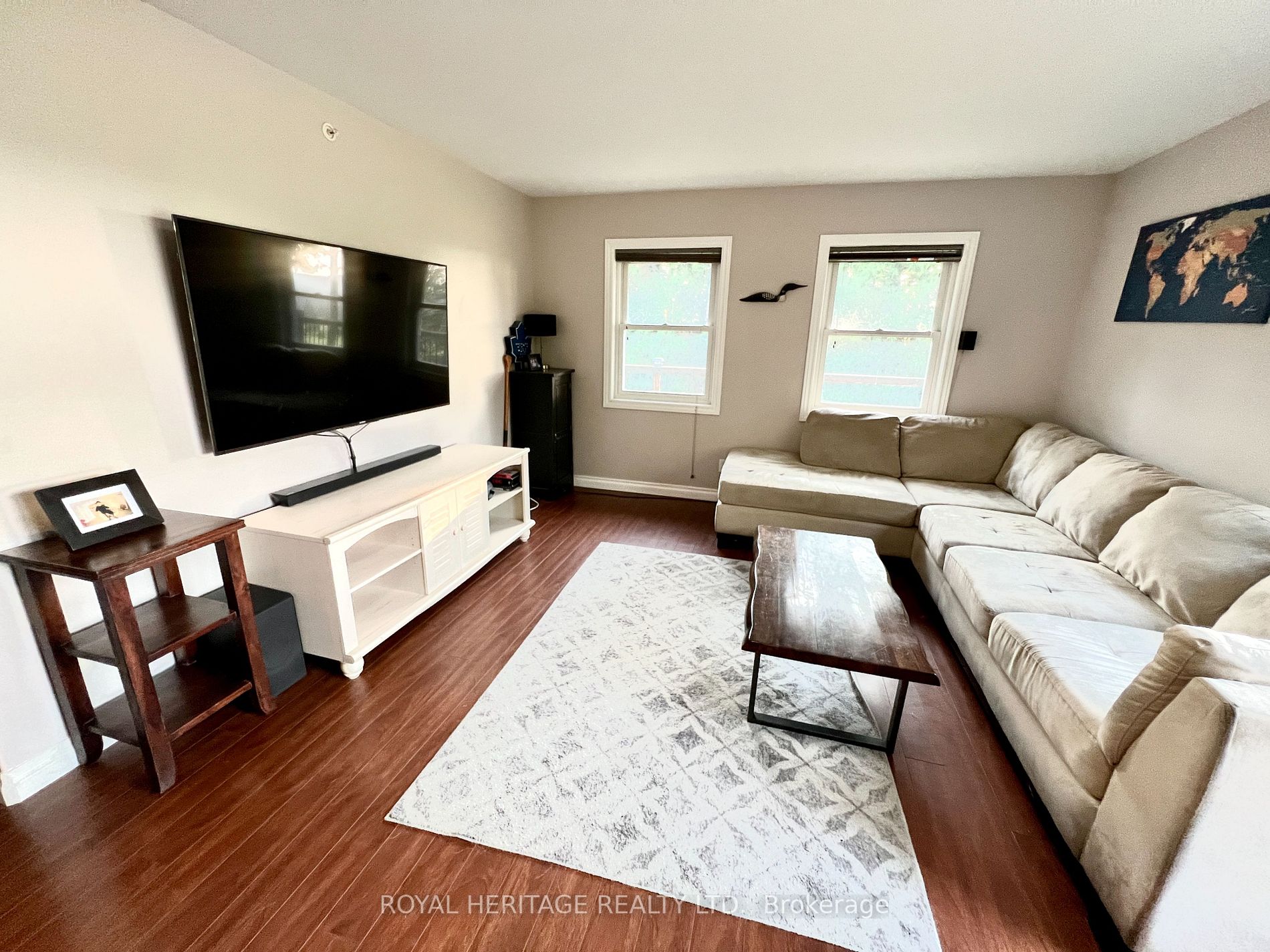 709 Oak Lake Rd