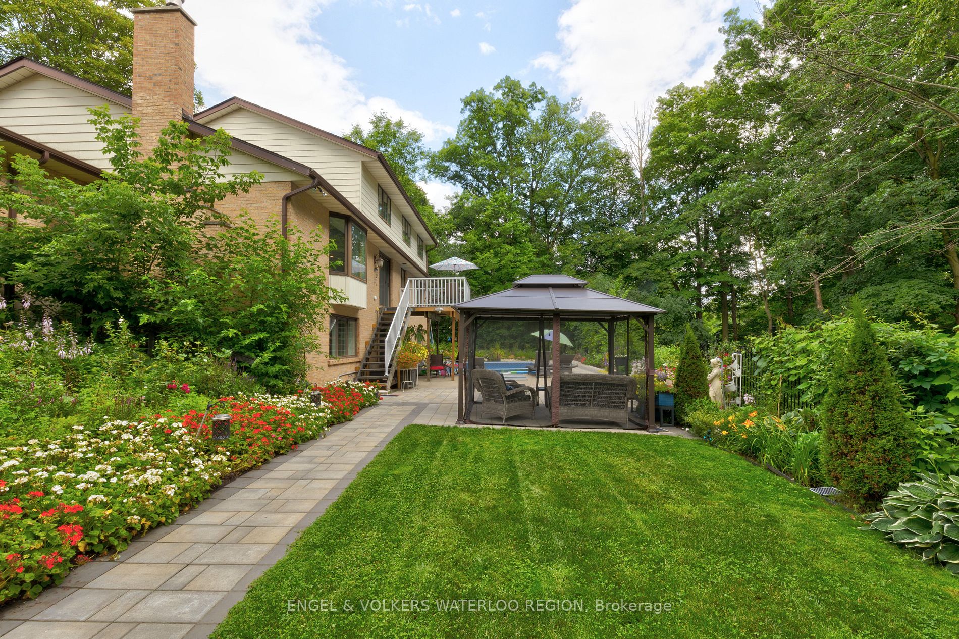 355 Edgehill Drive