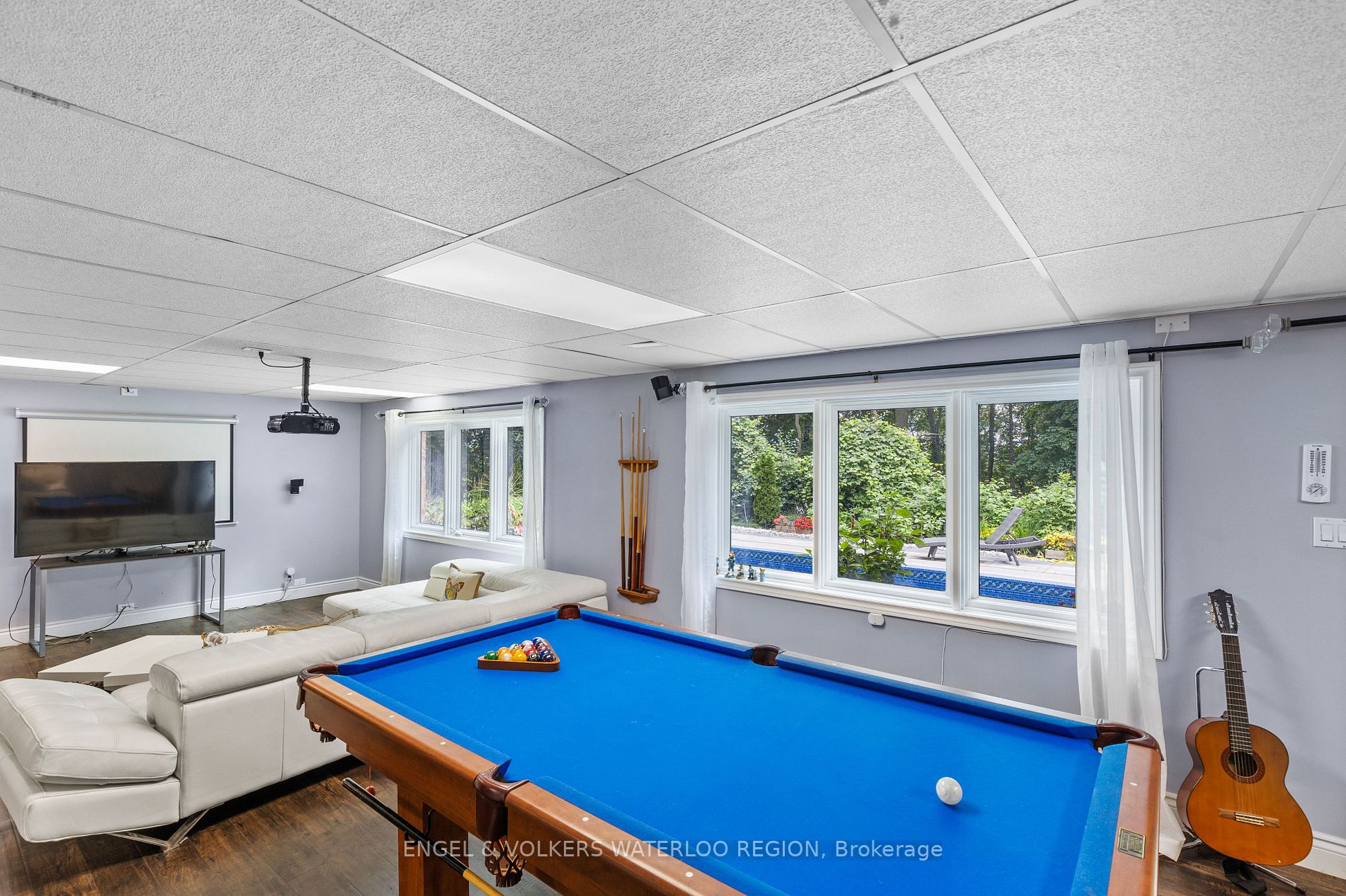 355 Edgehill Drive