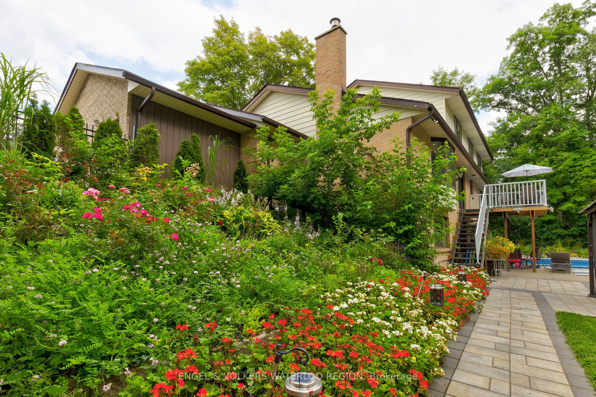 355 Edgehill Drive