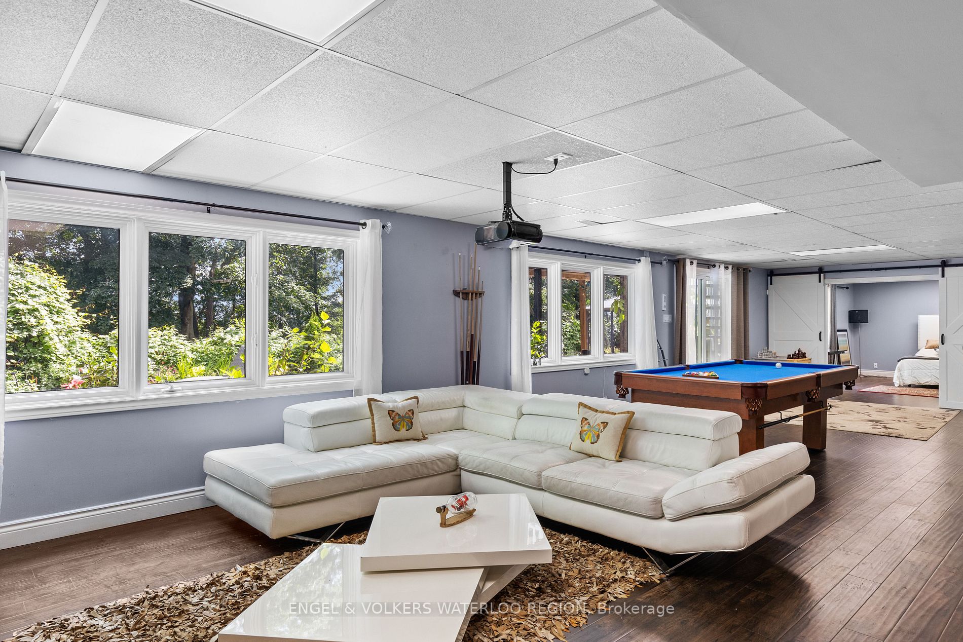 355 Edgehill Drive