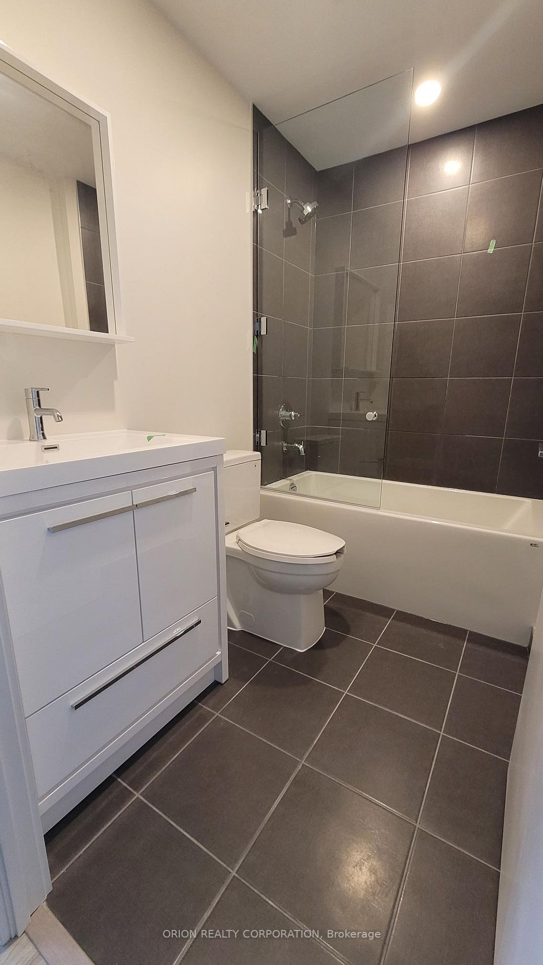 212 King William St, #1203