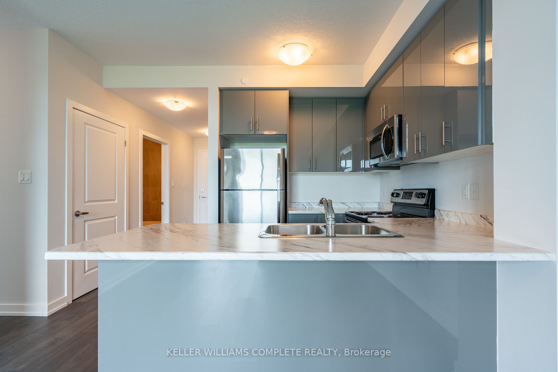 101 Shoreview Pl, #130