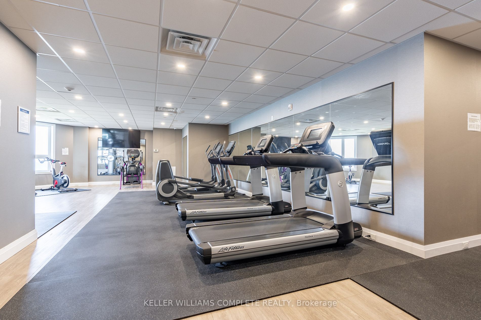 101 Shoreview Pl, #130