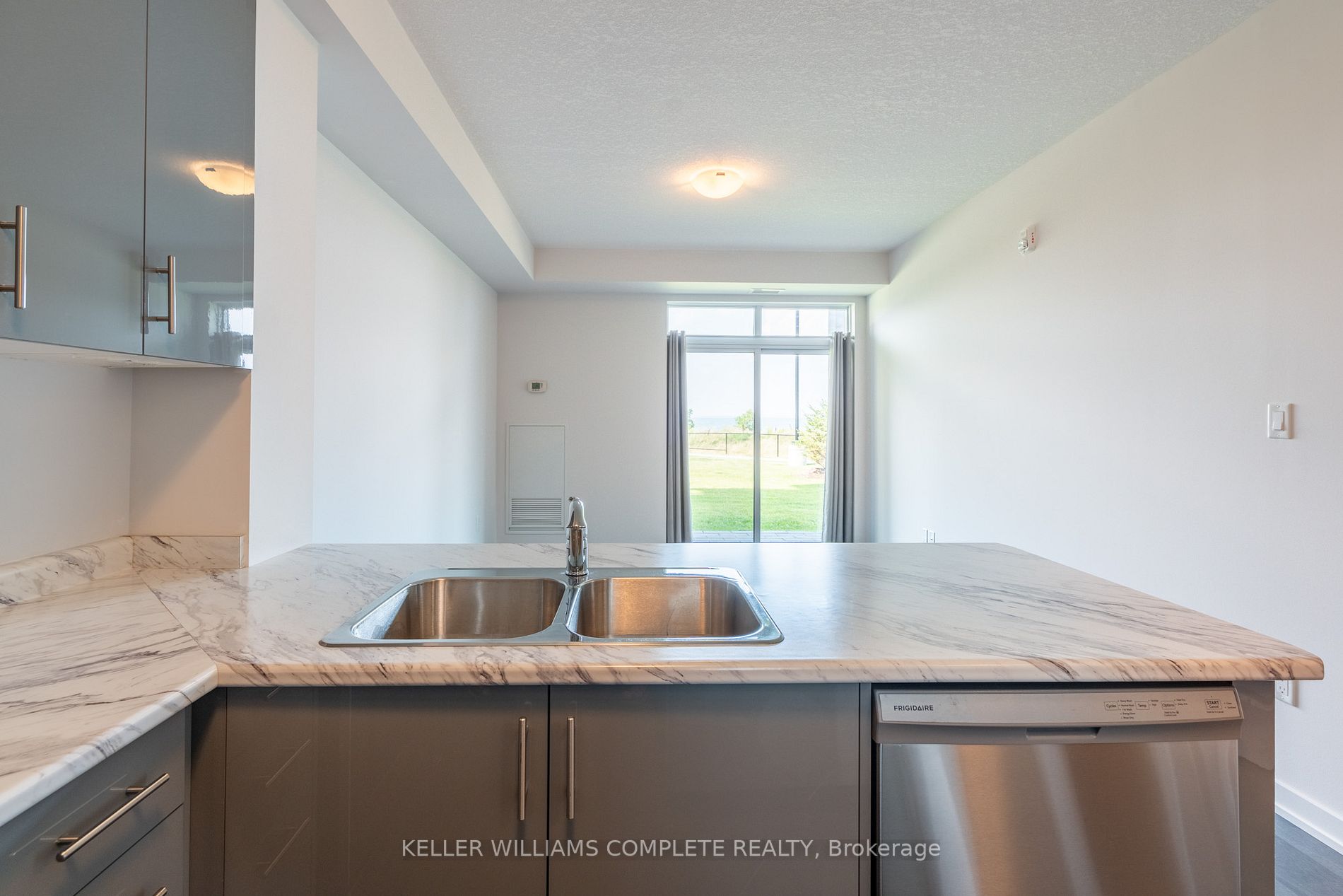 101 Shoreview Pl, #130