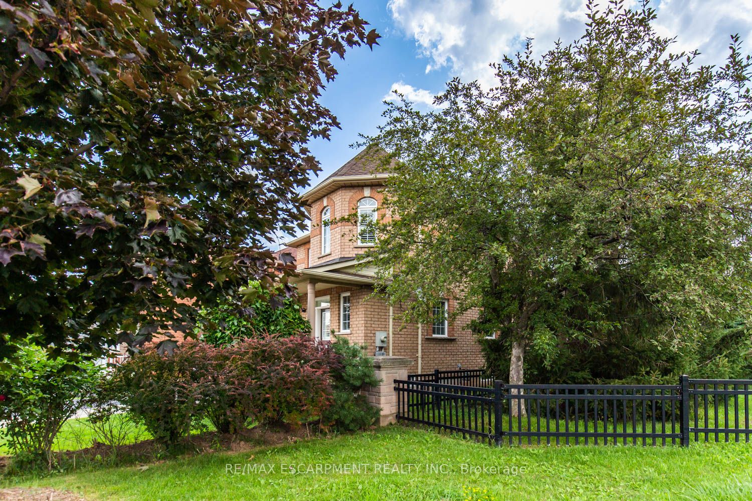 109 Peachwood Crescent