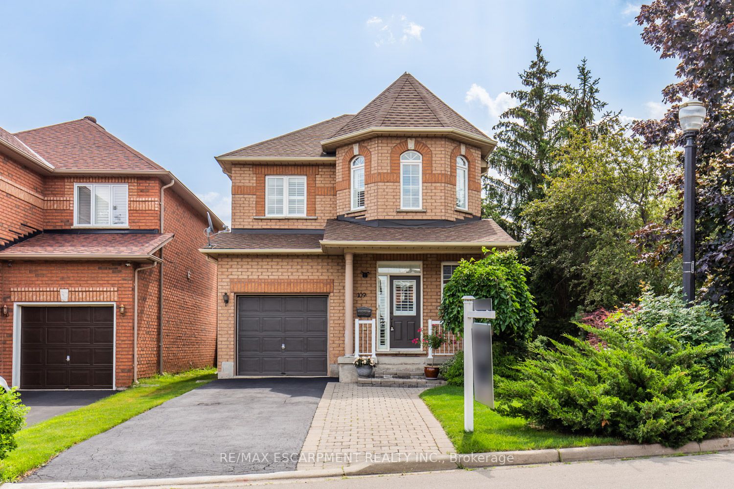 109 Peachwood Cres