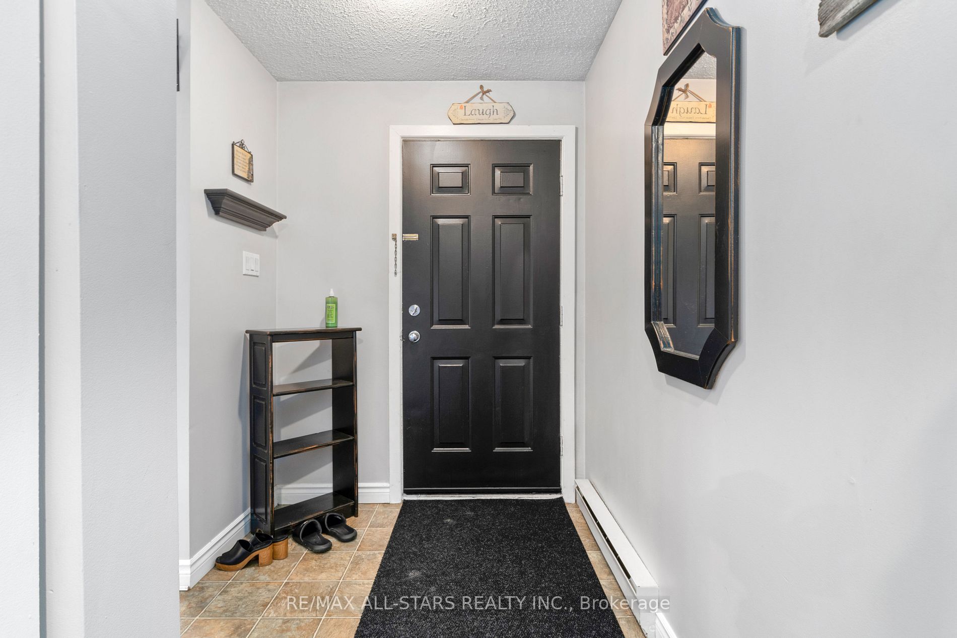 14 Short St