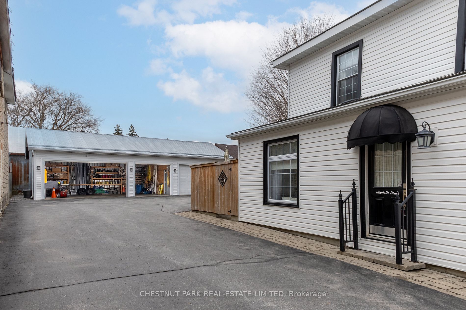 64 Picton Main St