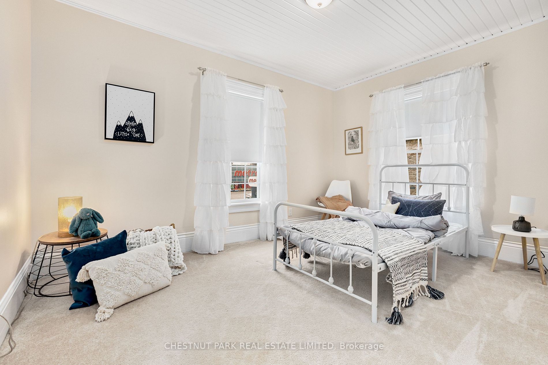 64 Picton Main St