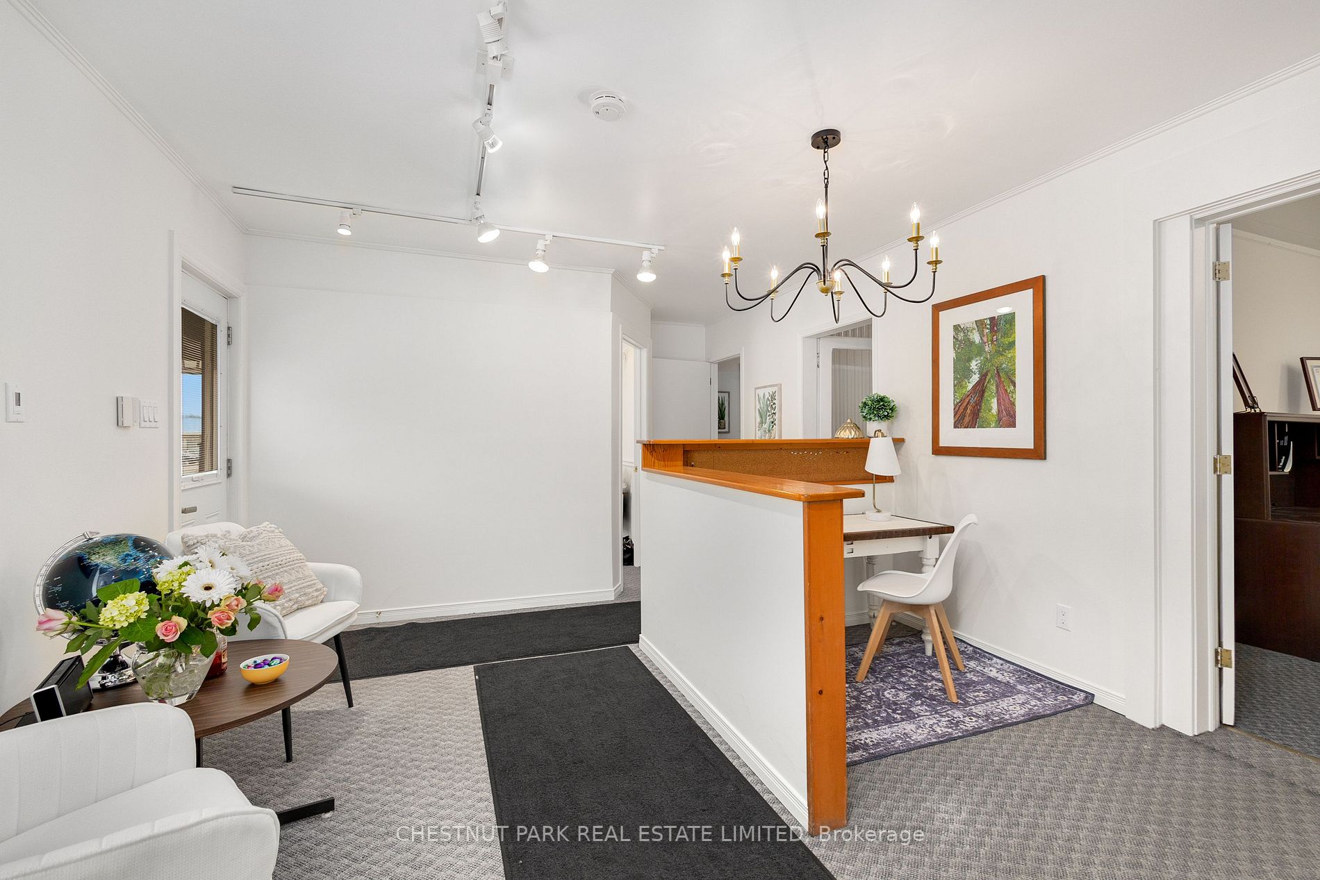 64 Picton Main St