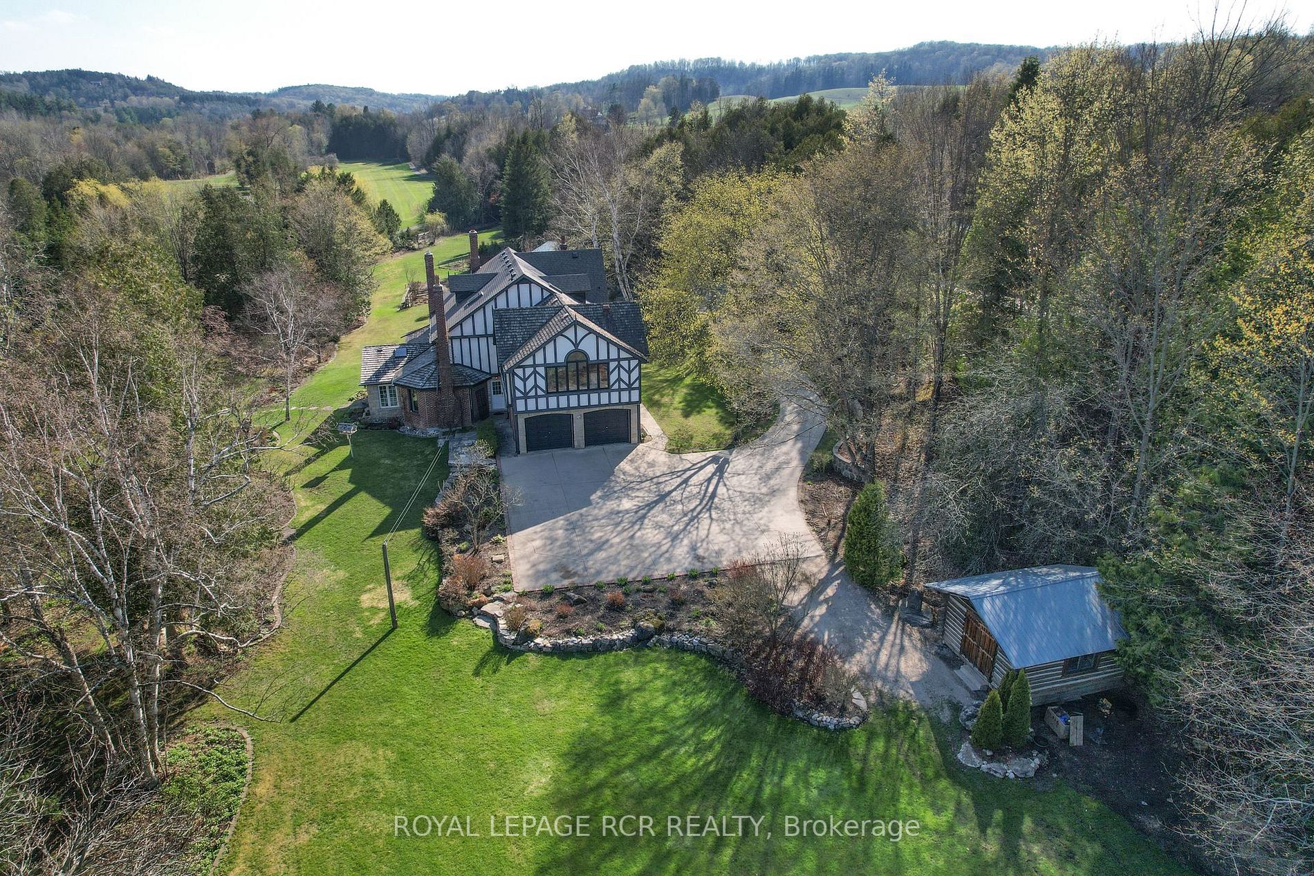 307466 Hockley Rd