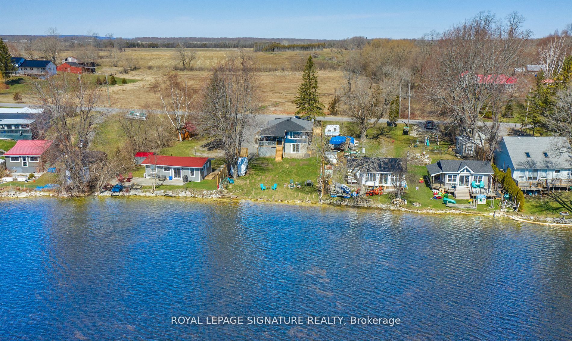 1071B Lakeside Dr