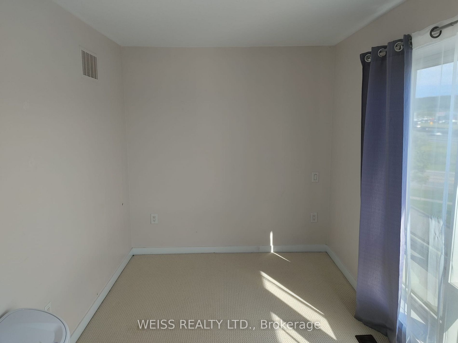 510 North Service Rd, #18