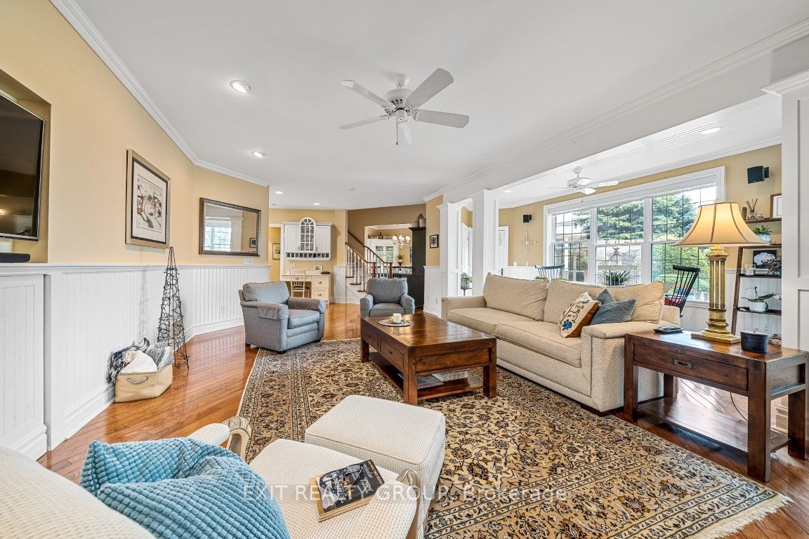 17413 Loyalist Pkwy