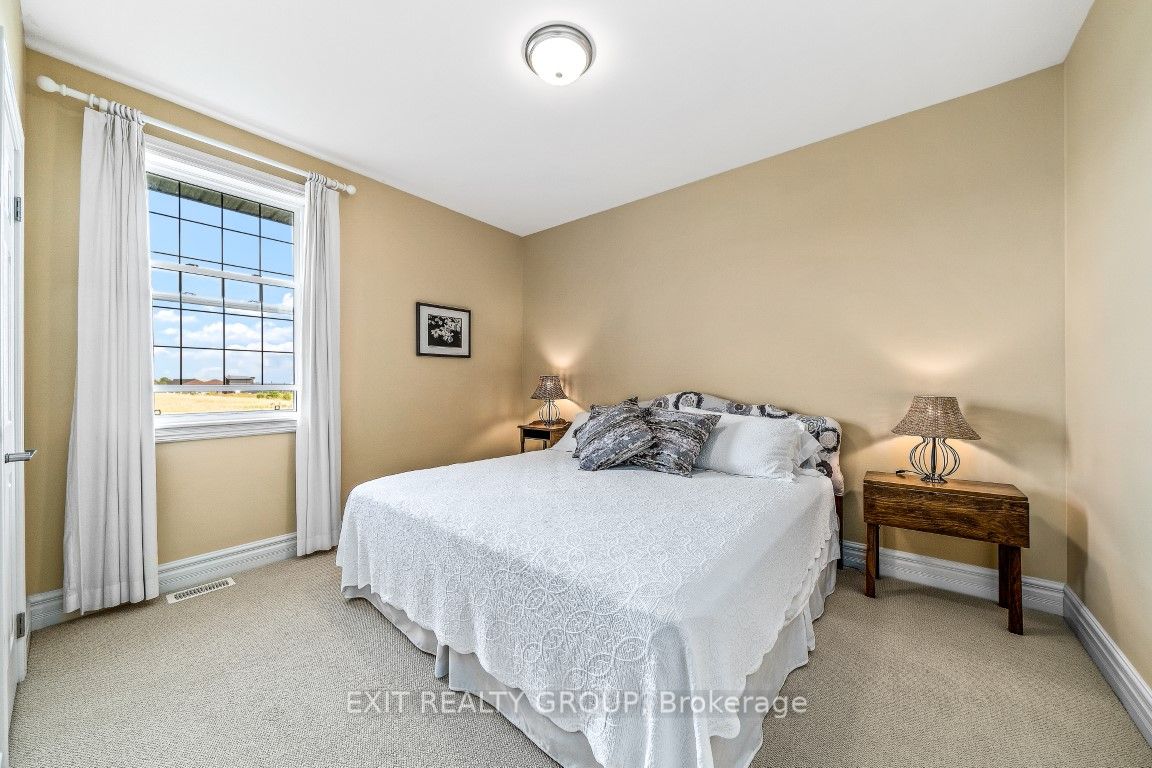17413 Loyalist Pkwy