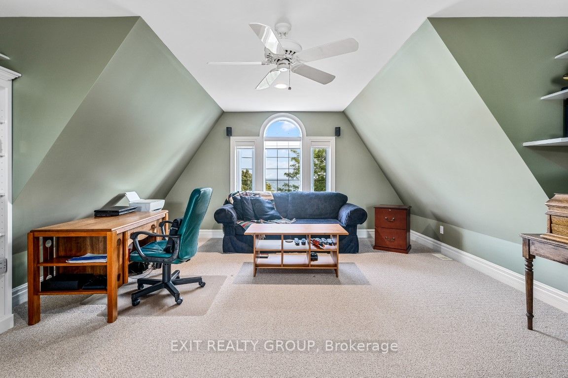 17413 Loyalist Pkwy