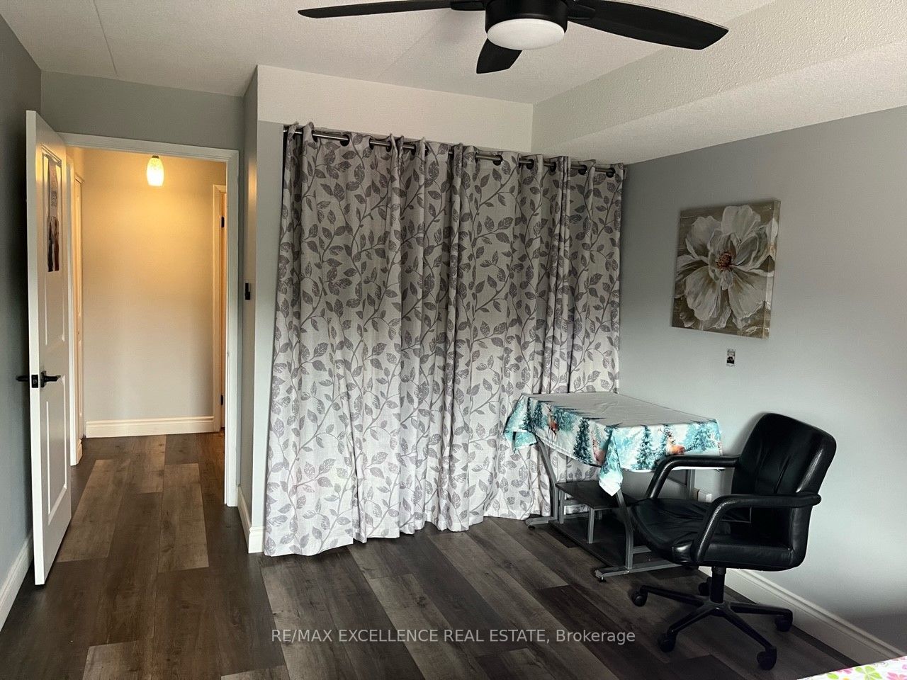 8 Christopher Crt, #307