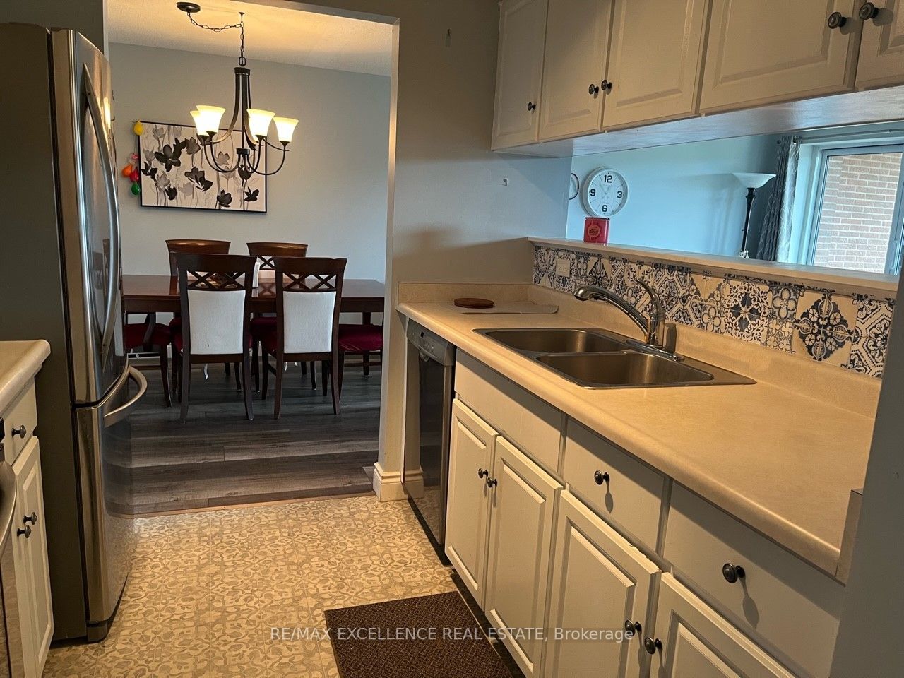 8 Christopher Crt, #307