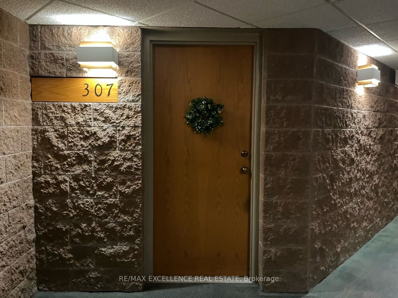 8 Christopher Crt, #307