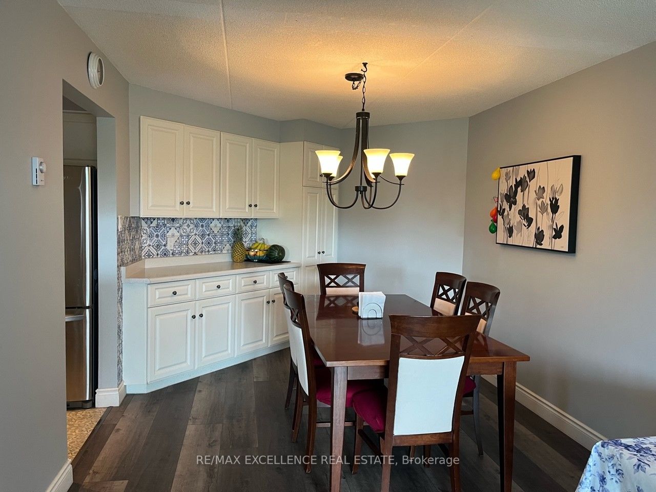 8 Christopher Crt, #307
