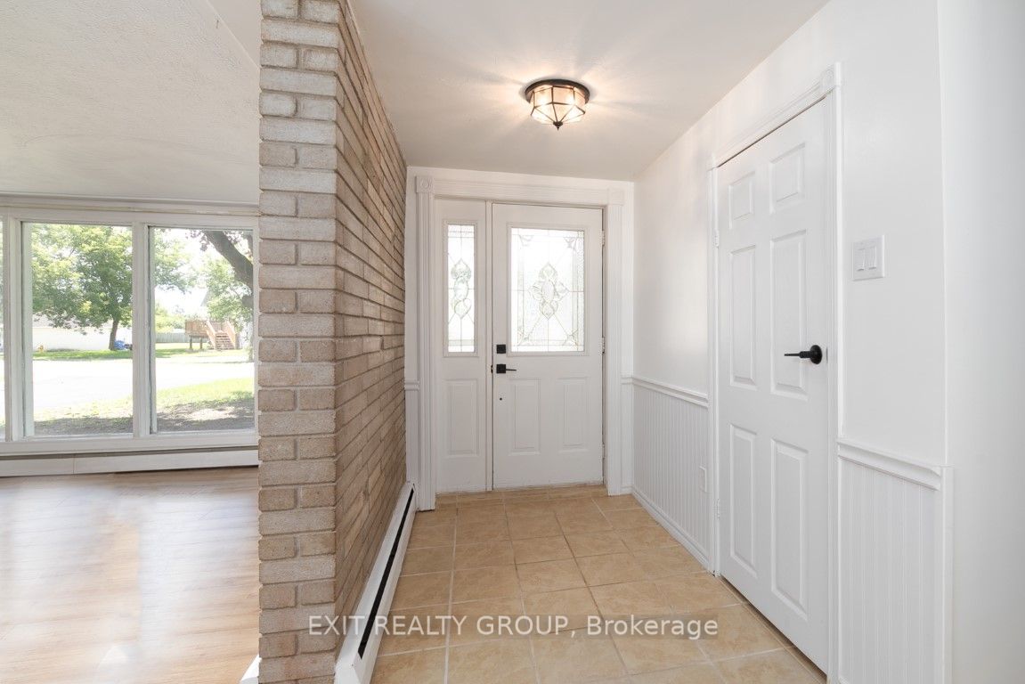 25 Peterson St