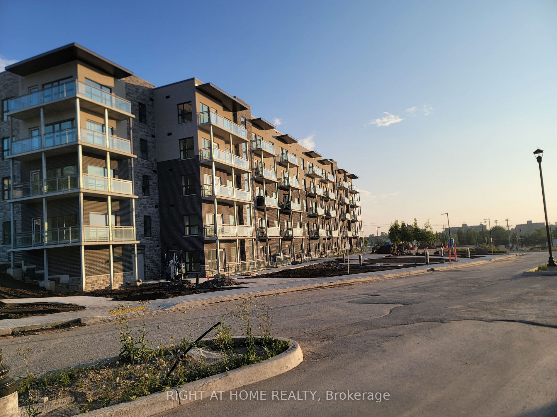 1101 Lackner Pl, #414