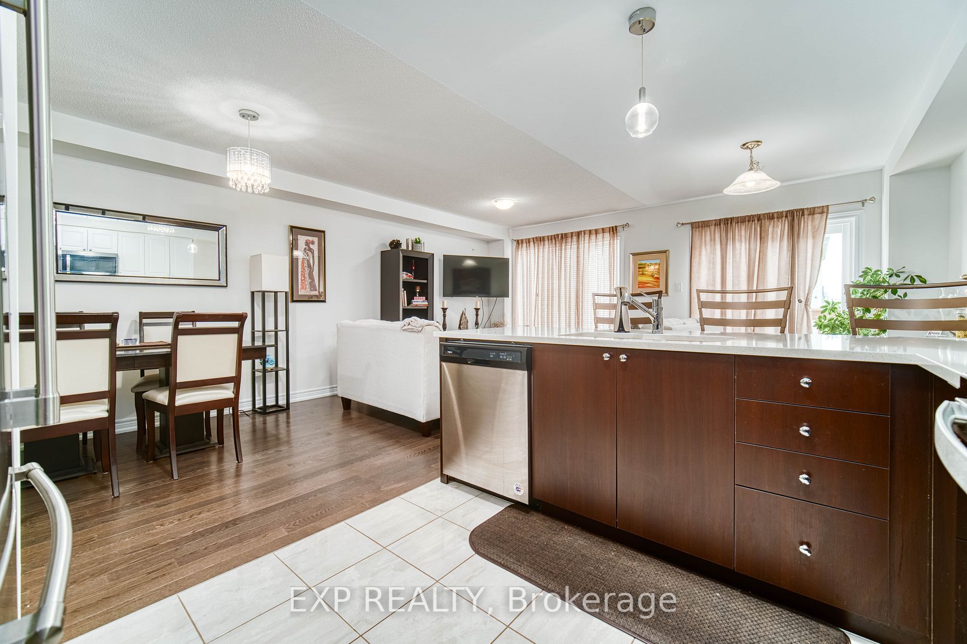 137 Clark Street