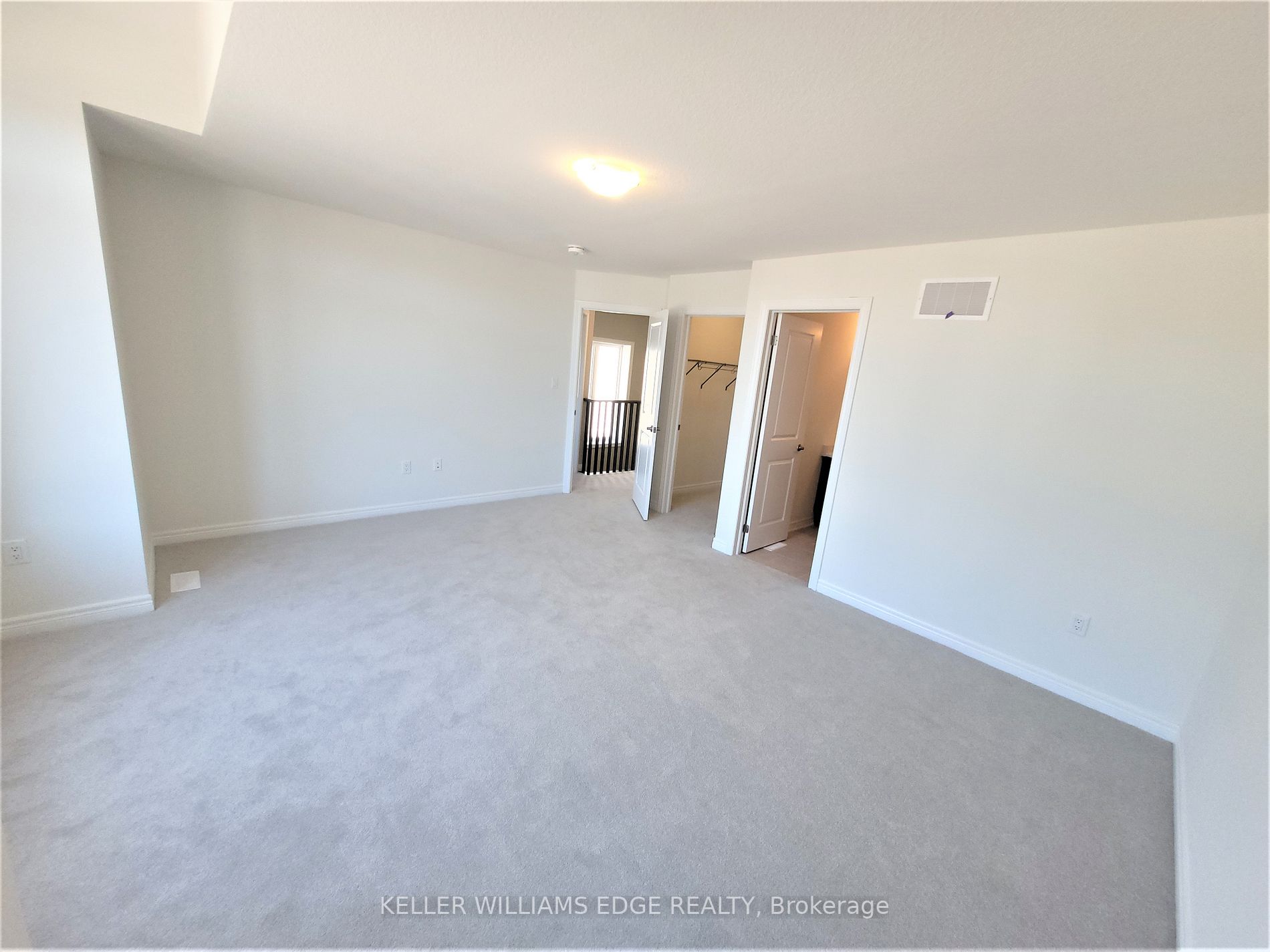 98 Pinot Crescent