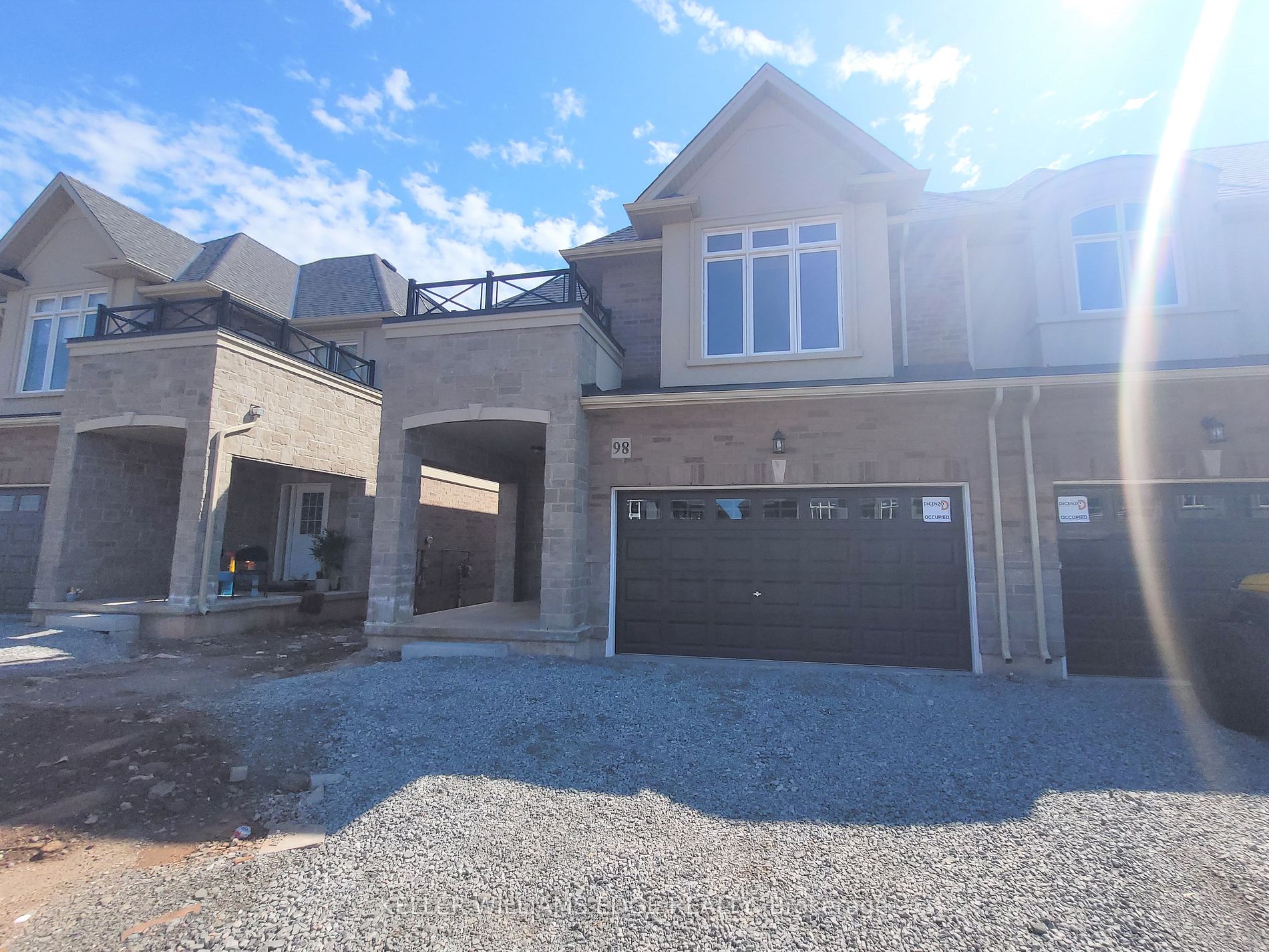 98 Pinot Crescent