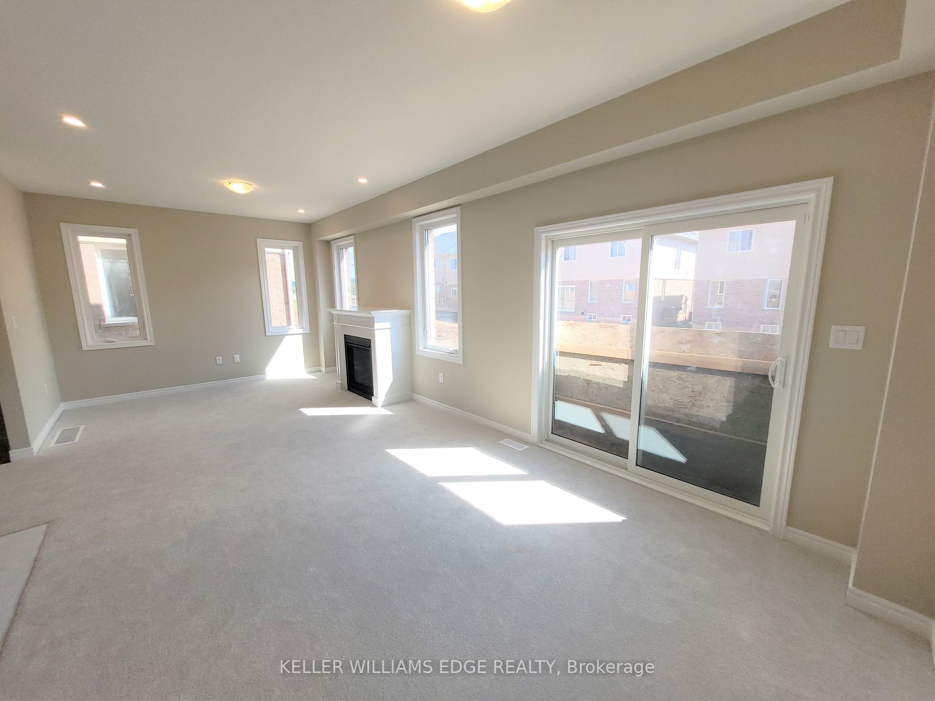 98 Pinot Crescent