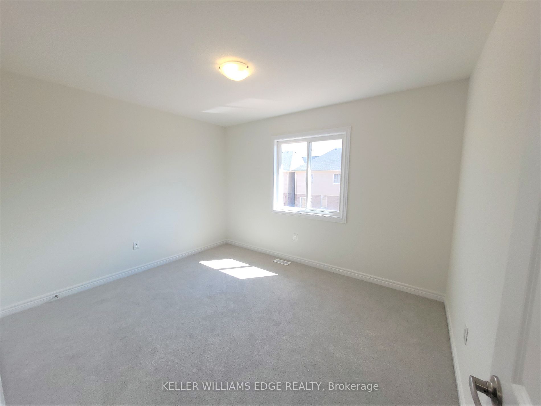 98 Pinot Crescent