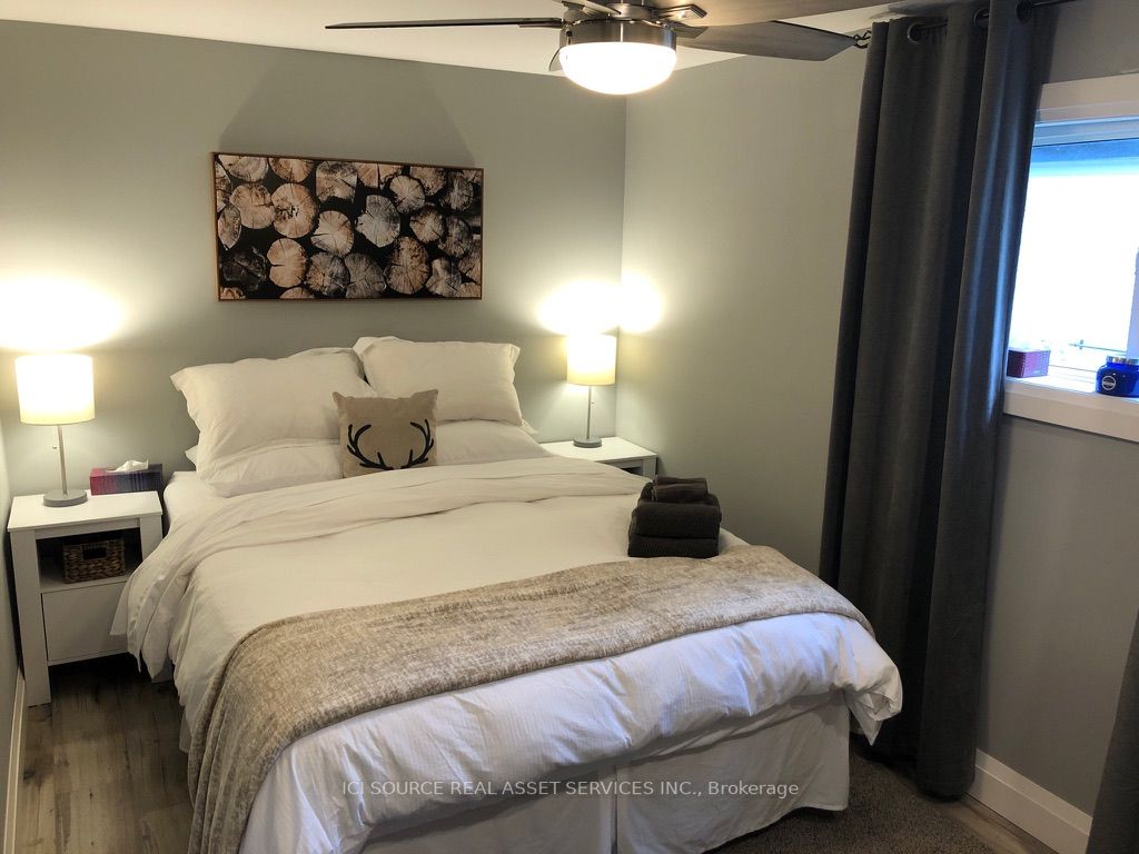 251 Avery Point