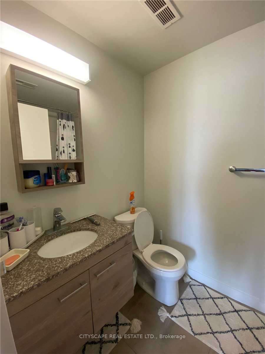 62 Balsam St, #H405